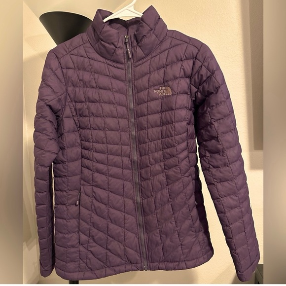 The North Face ThermoBall Puffer Jacket - Picture 1 of 9